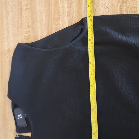 BANANA REPUBLIC Elsa Drape Back Top, size S - Picture 7 of 9